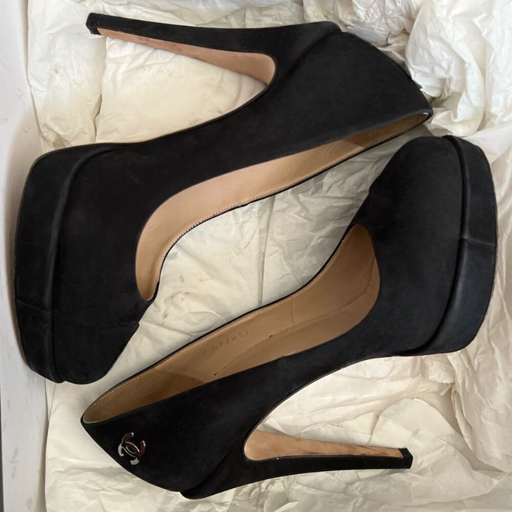 EUC AUTH CHANEL Black HEELS SIZE 36/ US 5.5 - Picture 15 of 16